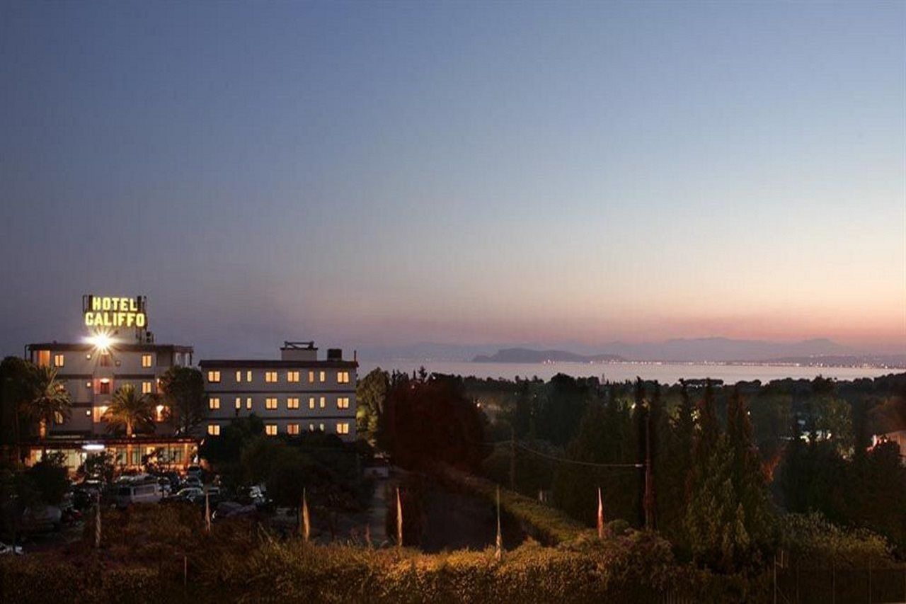 Hotel Califfo Quartu Sant'Elena Exterior photo