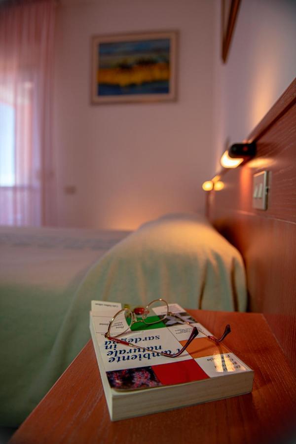 Hotel Califfo Quartu Sant'Elena Exterior photo